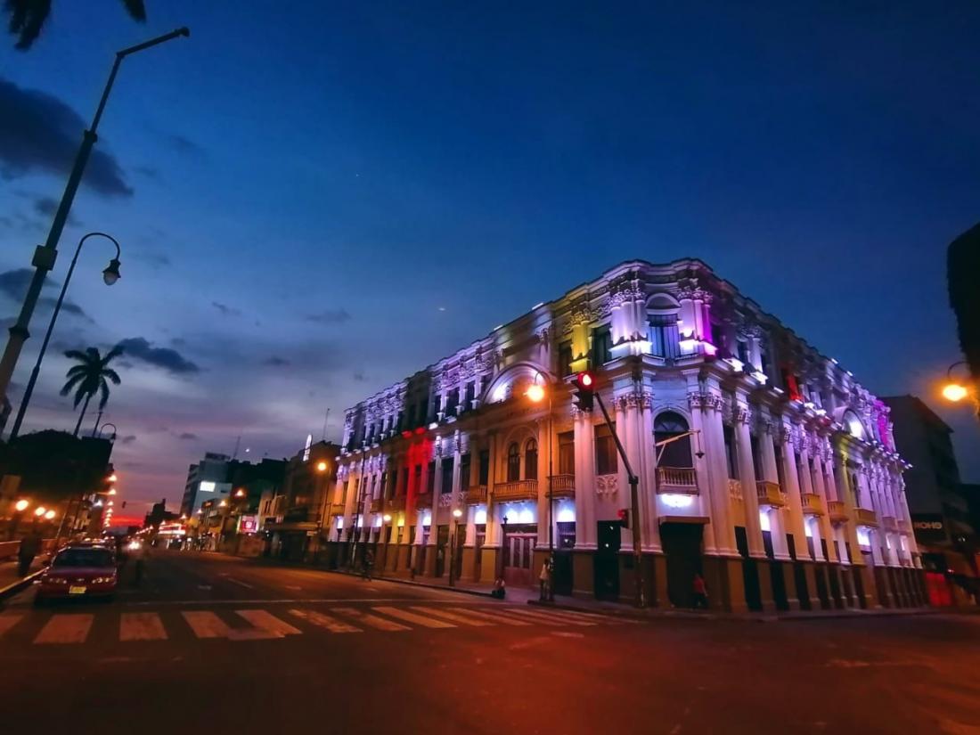 Fotografía: Atípicas imágenes de una desolada Ciudad de San José, el pasado miércoles 8 de abril, en razón de las medidas de confinamiento propuestas por el gobierno, a raíz de la emergencia nacional por COVID19. Fotografías: José Alberto Madriz Camacho