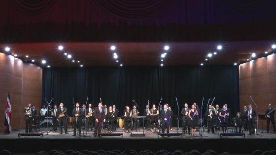 Concierto en Templo Barrio de Jesús -Banda de Conciertos de San José músicos en Teatro Melico Salazar