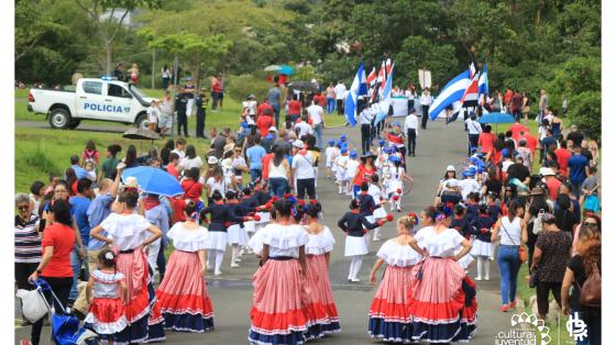 Desfile de independencia | Parque La Libertad