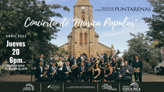 foto de la Banda de Puntarenas muy elegantes con la catedral porteña de fondo