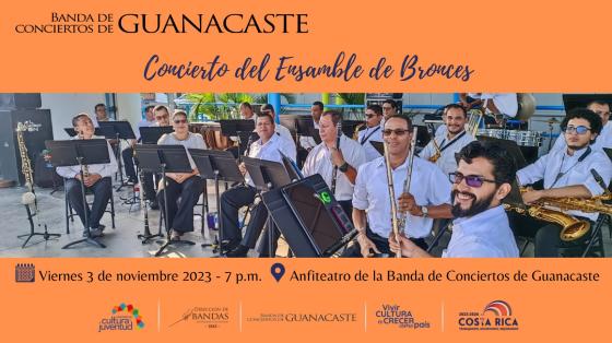 Foto de los músicos de la Banda de Guanacaste sentados y sonriendo viendo a la cámara