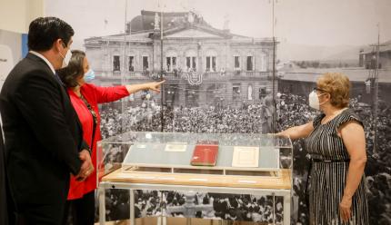 Inauguración de la exposición “Blanco, azul y rojo. 1821-2021”, en el marco del programa nacional de conmemoración de los 200 años de Independencia de Costa Rica. Foto: Presidencia.