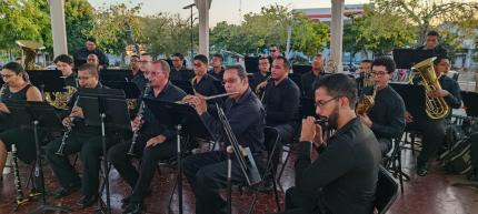 Banda de Conciertos de Guanacaste dedica su música al Día del Padre