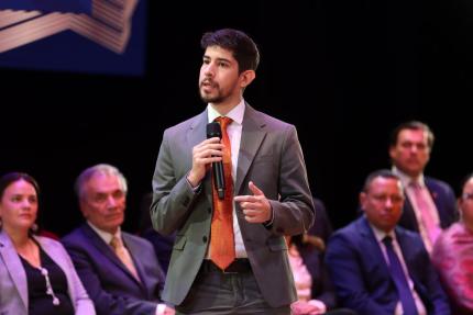 El Teatro Popular Melico Salazar fue el escenario donde esta mañana, el ministro de Cultura y Juventud, Jorge Rodríguez Vives, junto con el equipo de viceministros y directores de los órganos adscritos del Ministerio de Cultura y Juventud (MCJ), dio a conocer la programación 2025 del MCJ.