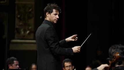 Español Andrés Salado es el nuevo director titular y artístico de la Orquesta Sinfónica Nacional