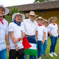 El grupo “Los Loría” lo integran cinco músicos de la familia Loría, padre e hijos, de linaje guanacasteco y con una amplia trayectoria en la música costarricense. Foto MNCR
