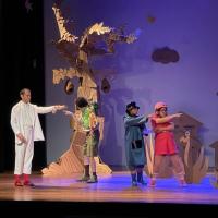 En el espectáculo teatral “Parche y un árbol curioso”
