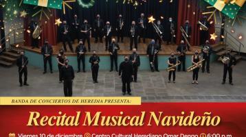 foto de la Banda de Heredia con marco de arreglos navideños