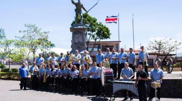 Músicos de la Banda de Alajuela en museo Juan Santamaría