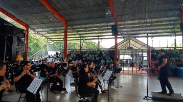 Foto de la Banda de Conciertos de Heredia en un concierto educativo