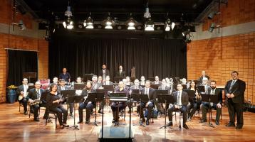 Foto de la Banda de Conciertos de Cartago en un teatro